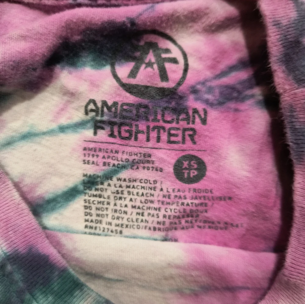 3/$10⭐ American Fighter T-shirt, women's XS, pink,purple, and white tie dye - Picture 4 of 8